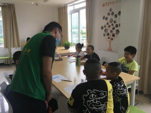 暑期不孤單，科大送溫暖