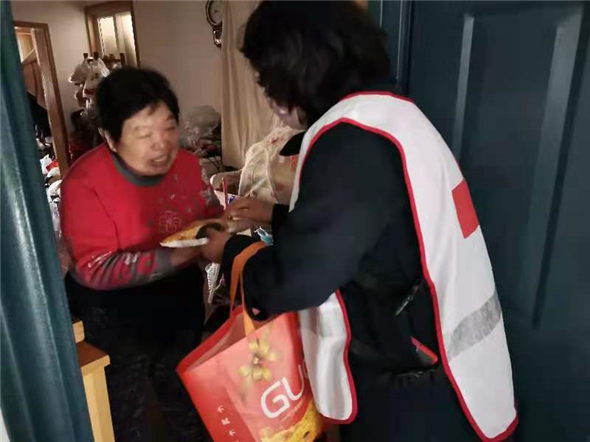 潤康苑社區(qū)開展“紅十字會關愛殘疾人”活動