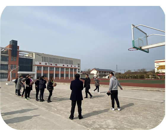 濱?？h五汛鎮(zhèn)中心小學(xué)舉行慶祝第111個(gè)國際三八婦女節(jié)活動