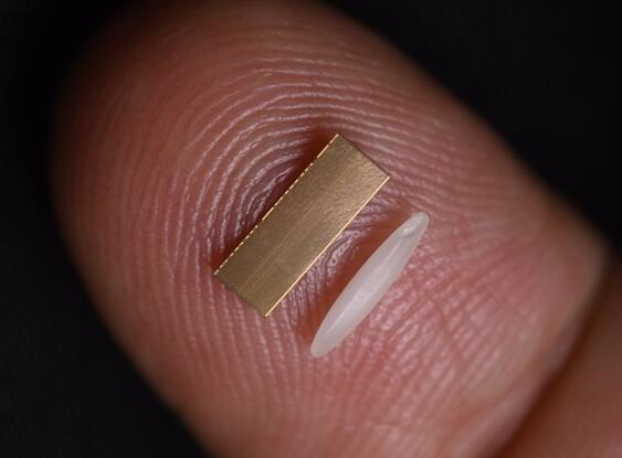 全球缺芯會(huì)影響到加電行業(yè)？美的回應(yīng)：沒事 我們自己有芯片