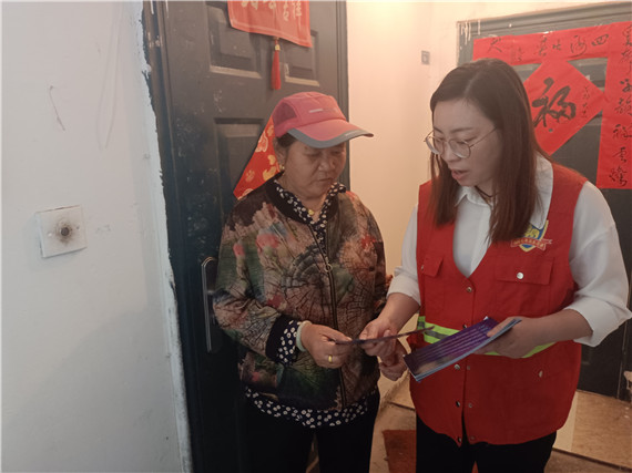 【我為群眾辦事實】馨康苑社區(qū)：反詐宣傳“面對面”守護群眾“錢袋子”
