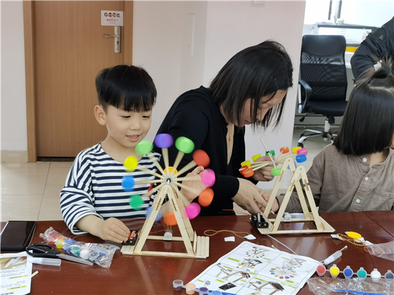 攝山村：學(xué)黨史 見行動(dòng)“童心向黨 趣玩科學(xué)“青少年科普活動(dòng)