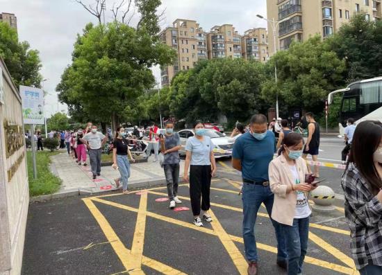 秣陵街道長(zhǎng)山社區(qū)：團(tuán)結(jié)一心，奮戰(zhàn)疫情