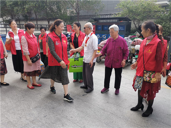 李彥清：“活著的王杰，當(dāng)代的保爾”