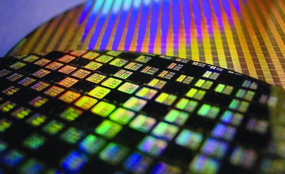 中國芯片5年內(nèi)反超世界最高水平？專家：局部有可能