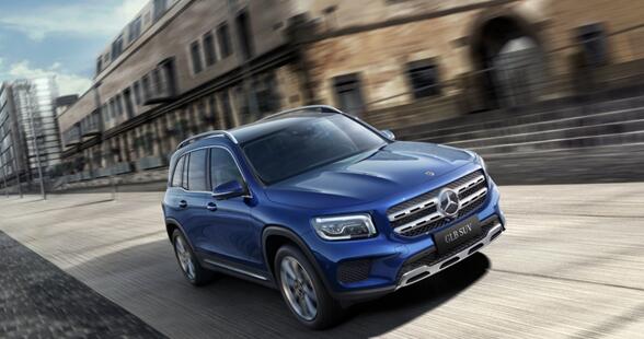 拋棄“小馬拉大車”！奔馳GLB新增2.0T發(fā)動機(jī)