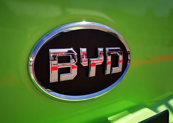 比亞迪高端MPV新進展！綜合續(xù)航800-1100公里