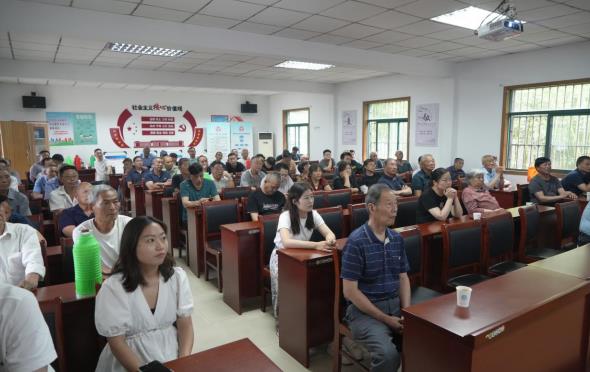 淳化街道索墅社區(qū)組織開展七一黨員大會(huì)